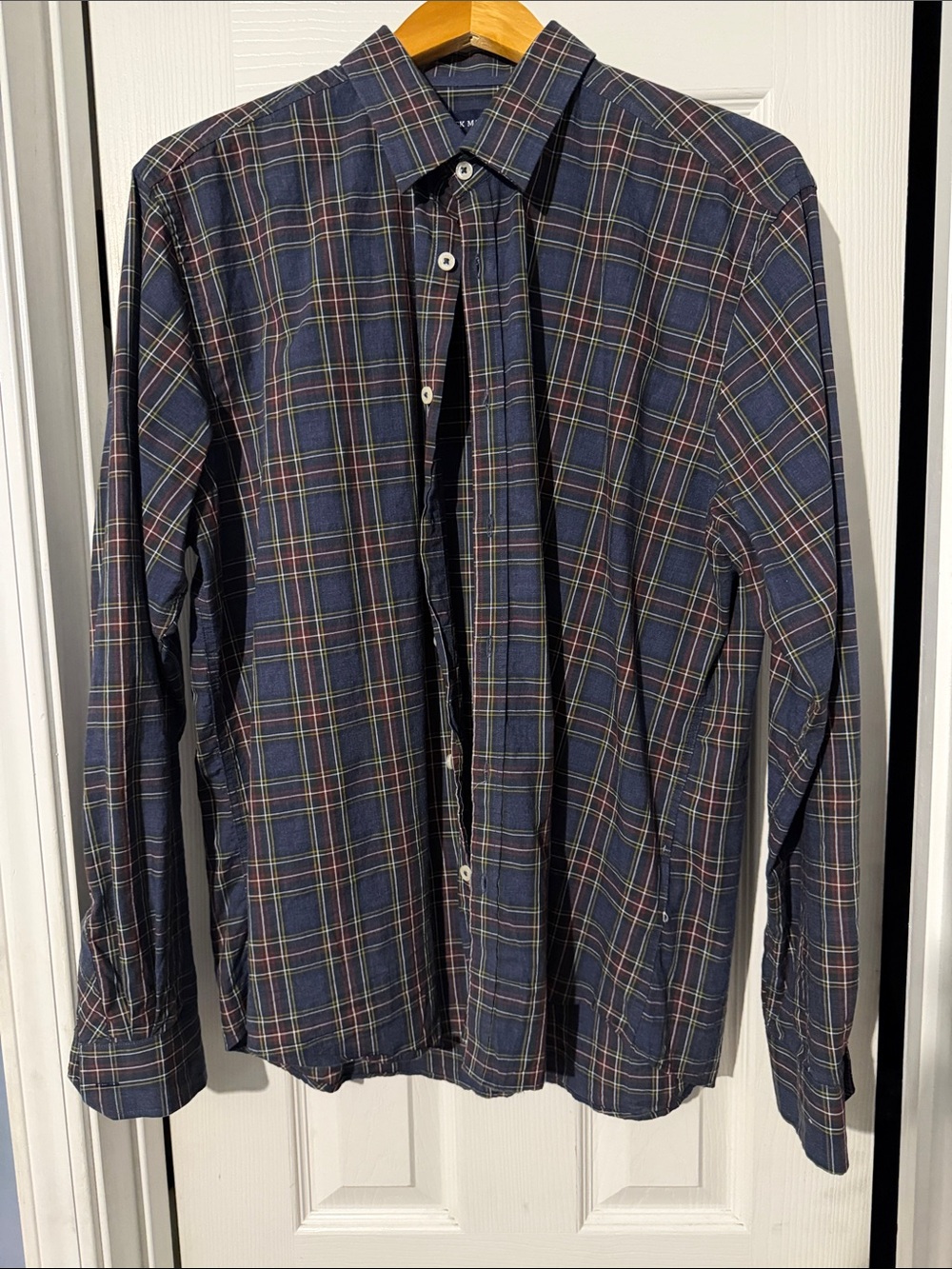 Casual Navy Plaid Long-Sleeve Button-Down Shirt